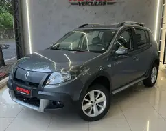 RENAULT SANDERO 1.6 STEPWAY 8V FLEX 4P MANUAL RENAULT SANDERO 1.6 STEPWAY 8V FLEX 4P MANUAL