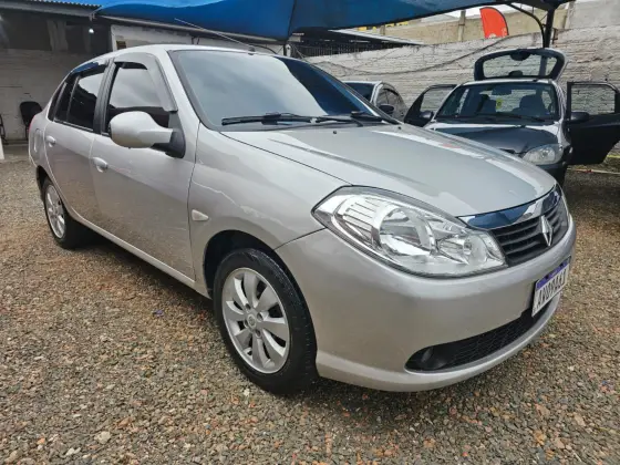 RENAULT SYMBOL 1.6 PRIVILÈGE 16V FLEX 4P MANUAL