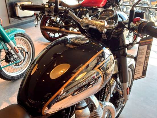 ROYAL ENFIELD-CLASSIC 650 BLACK CHROME ROYAL ENFIELD-CLASSIC 650 BLACK CHROME-2026