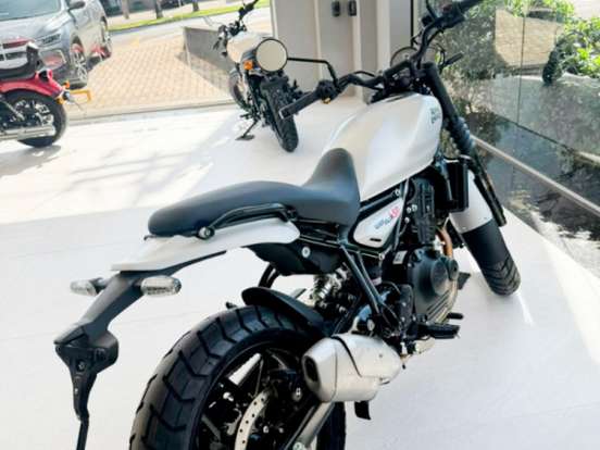 ROYAL ENFIELD-GUERRILLA 450 ROYAL ENFIELD-GUERRILLA 450-2026