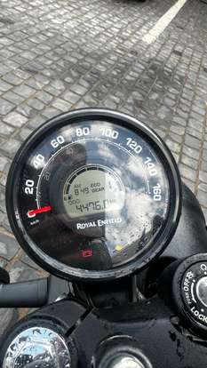 ROYAL ENFIELD-HUNTER 350-2025