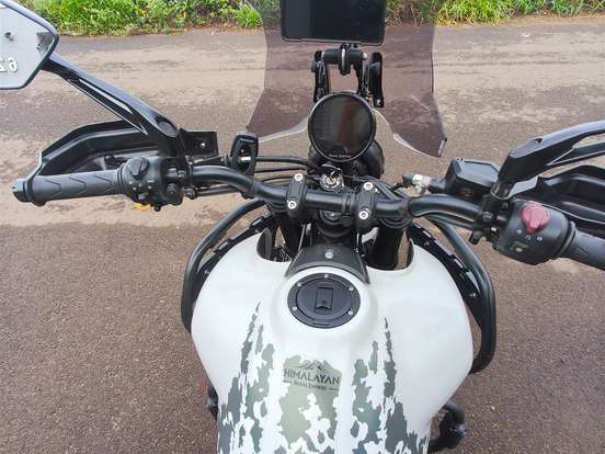 ROYAL ENFIELD-HIMALAYAN 450 KAMET WHITE ROYAL ENFIELD-HIMALAYAN 450 KAMET WHITE-2025