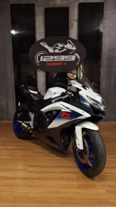 SUZUKI GSX-R750 W SRAD 