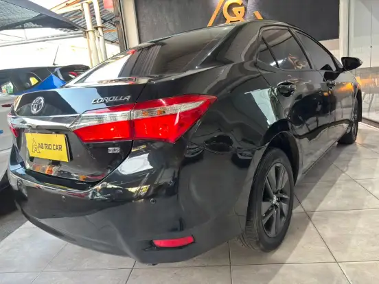 TOYOTA-COROLLA-2015