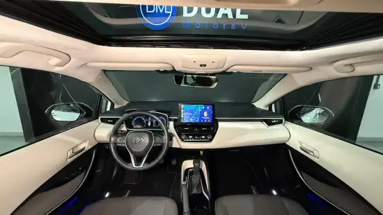 TOYOTA-COROLLA-2025