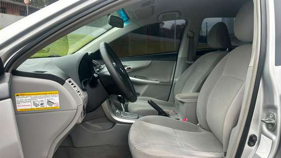 TOYOTA-COROLLA-2011