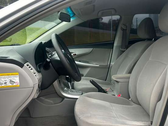 TOYOTA-COROLLA-1.8 GLI 16V FLEX 4P AUTOMÁTICO TOYOTA-COROLLA-2011