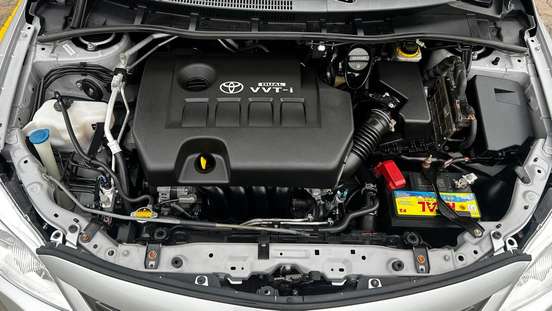 TOYOTA-COROLLA-2011