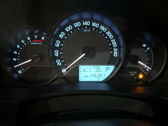 TOYOTA-COROLLA-1.8 GLI 16V FLEX 4P AUTOMÁTICO TOYOTA-COROLLA-2015