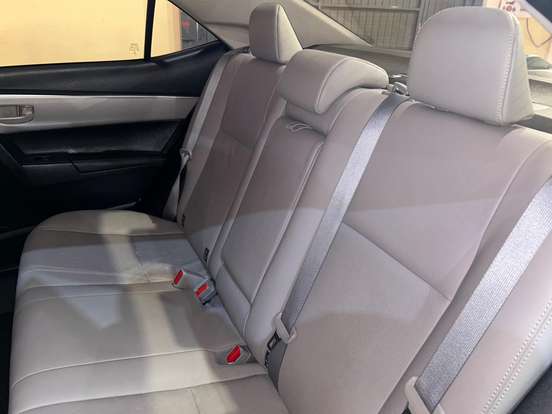 TOYOTA-COROLLA-1.8 GLI 16V FLEX 4P AUTOMÁTICO TOYOTA-COROLLA-2015