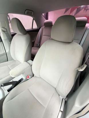 TOYOTA-COROLLA-2012