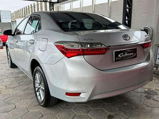 TOYOTA-COROLLA-1.8 GLI UPPER 16V FLEX 4P AUTOMÁTICO TOYOTA-COROLLA-2017