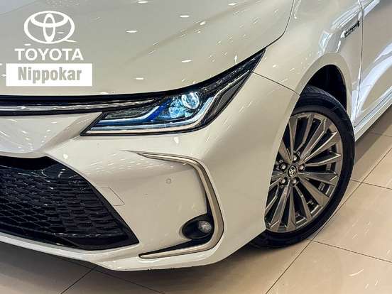 TOYOTA-COROLLA-2023
