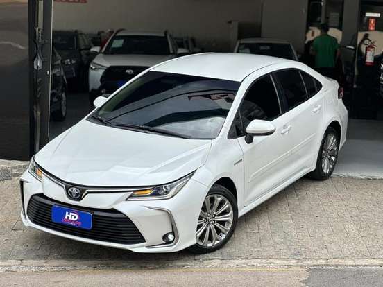 TOYOTA-COROLLA-2021