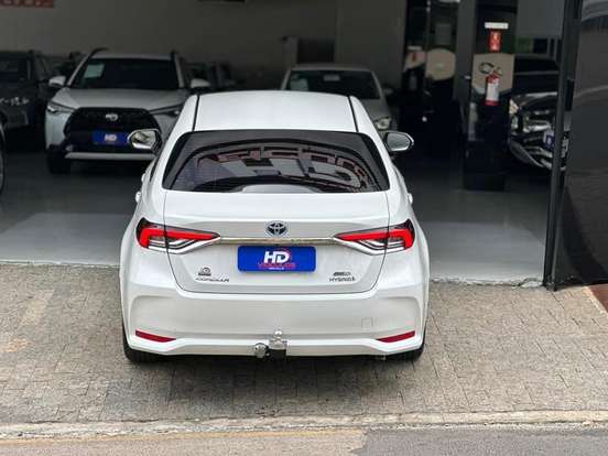 TOYOTA-COROLLA-2021