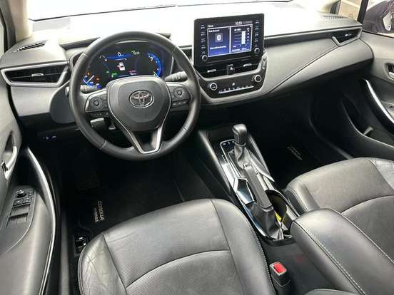 TOYOTA-COROLLA-2021