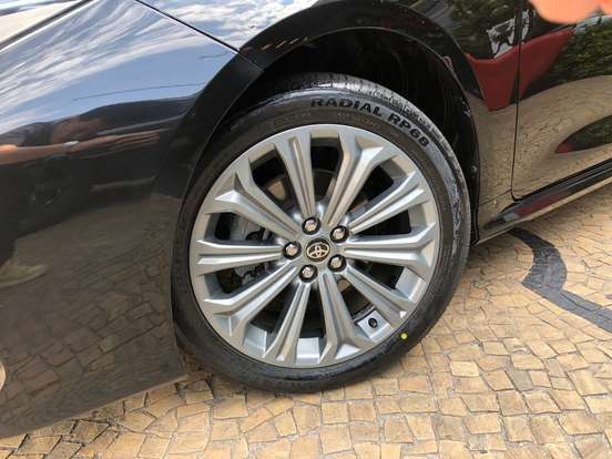 TOYOTA-COROLLA-2019