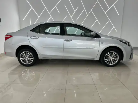 TOYOTA-COROLLA-2.0 ALTIS 16V FLEX 4P AUTOMÁTICO TOYOTA-COROLLA-2015
