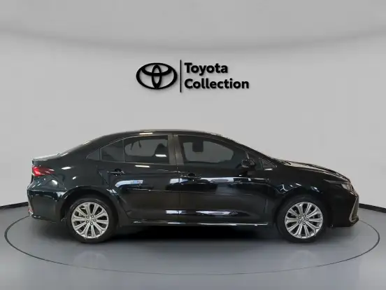 TOYOTA-COROLLA-2022