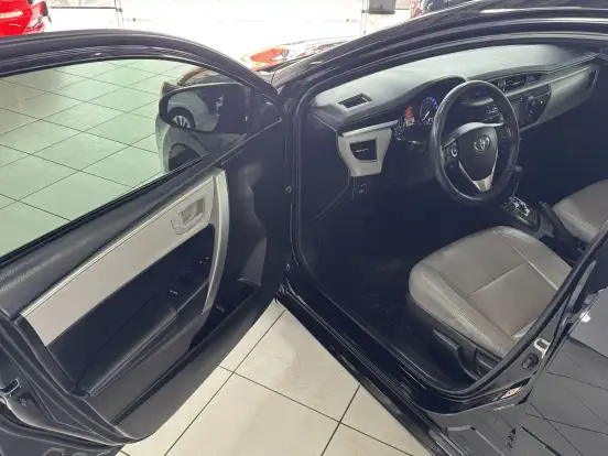 TOYOTA-COROLLA-2015