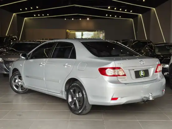 TOYOTA-COROLLA-2014