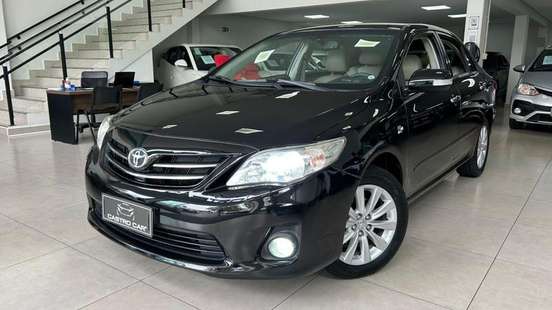 TOYOTA-COROLLA-2011