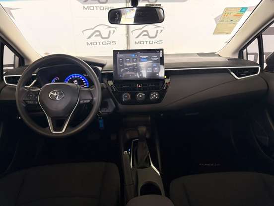 TOYOTA-COROLLA-2025