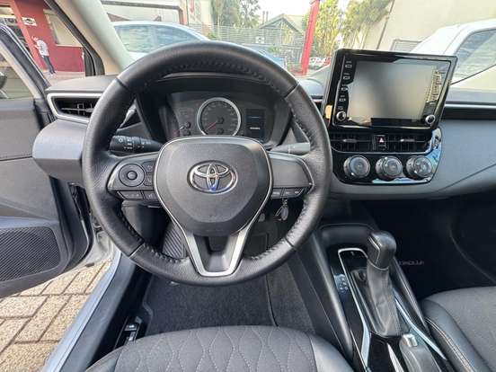 TOYOTA-COROLLA-2019