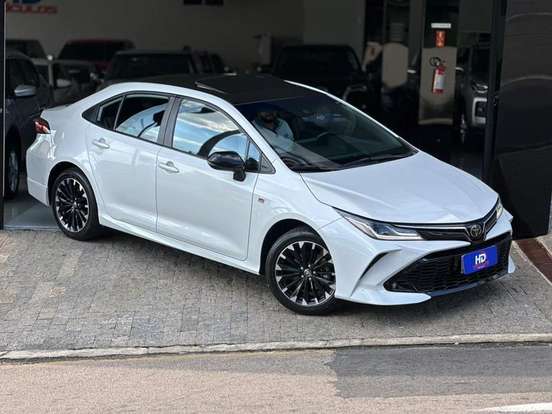 TOYOTA-COROLLA-2023