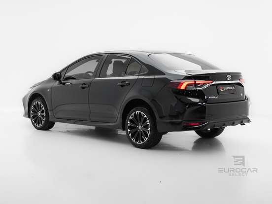 TOYOTA-COROLLA-2021