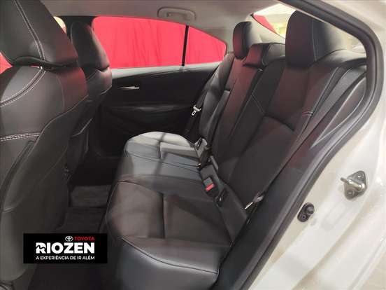TOYOTA-COROLLA-2025