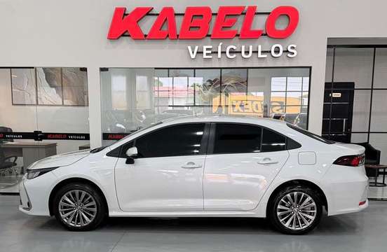 TOYOTA-COROLLA-2023