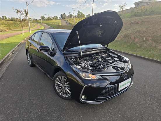 TOYOTA-COROLLA-2024