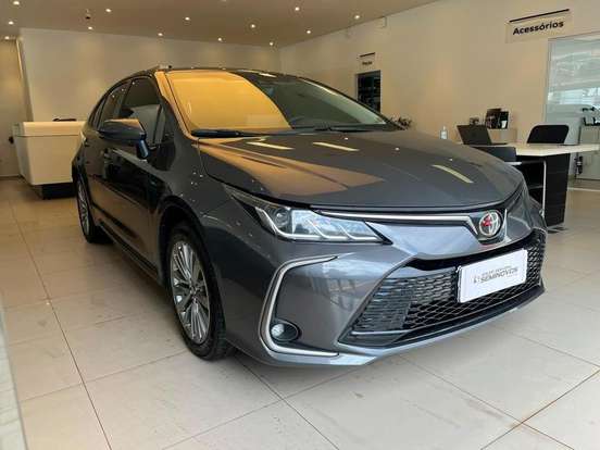 TOYOTA-COROLLA-2025