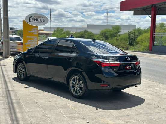 TOYOTA-COROLLA-2018