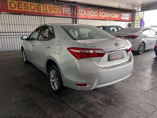 TOYOTA-COROLLA-2.0 XEI 16V FLEX 4P AUTOMÁTICO TOYOTA-COROLLA-2015