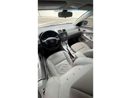 TOYOTA-COROLLA-2012