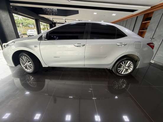 TOYOTA-COROLLA-2014