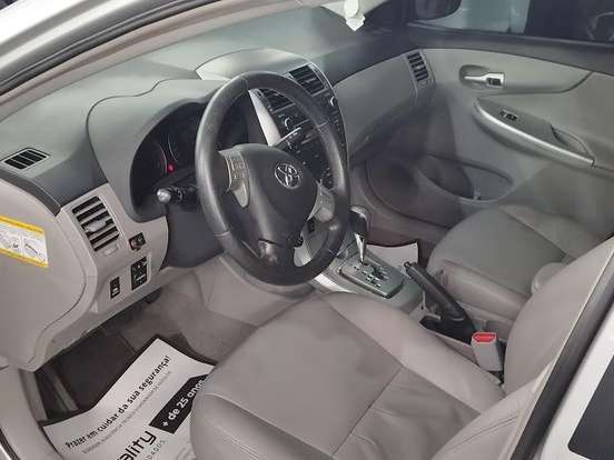 TOYOTA-COROLLA-2.0 XRS 16V FLEX 4P AUTOMÁTICO TOYOTA-COROLLA-2013