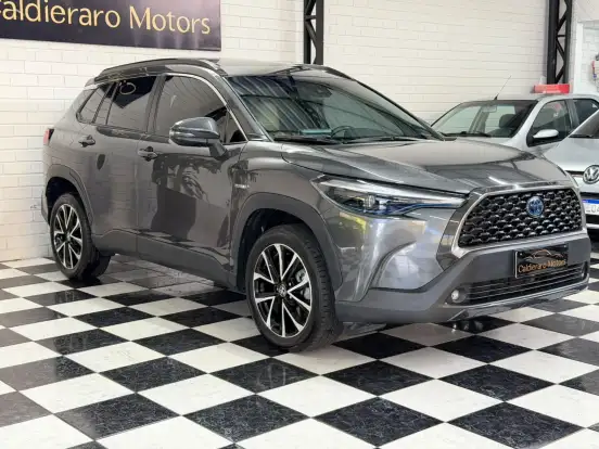 TOYOTA-COROLLA CROSS-2023