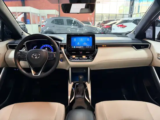 TOYOTA-COROLLA CROSS-2023