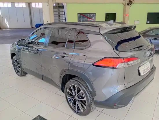 TOYOTA-COROLLA CROSS-2024