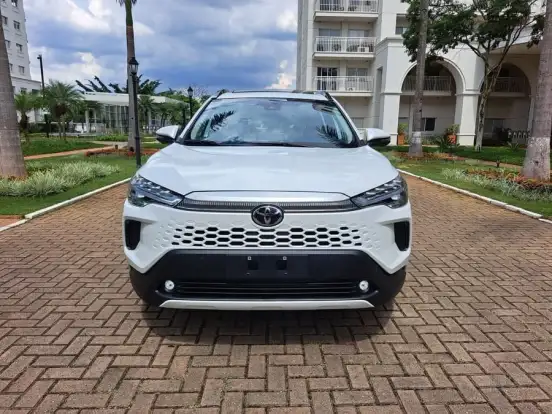 TOYOTA-COROLLA CROSS-2026