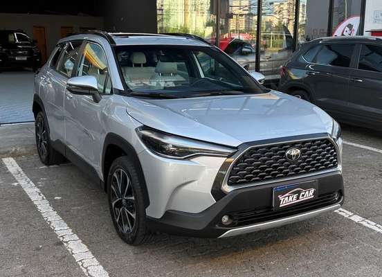 TOYOTA-COROLLA CROSS-2023