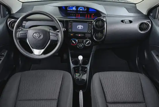 TOYOTA-ETIOS-1.3 X 16V FLEX 4P AUTOMÁTICO TOYOTA-ETIOS-2017