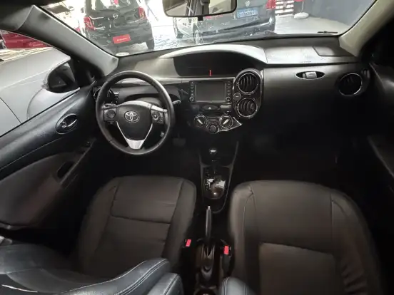 TOYOTA-ETIOS-1.5 PLATINUM SEDAN 16V FLEX 4P AUTOMÁTICO TOYOTA-ETIOS-2016