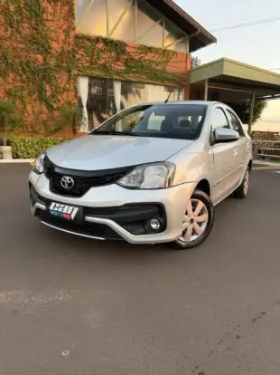 TOYOTA-ETIOS-2019