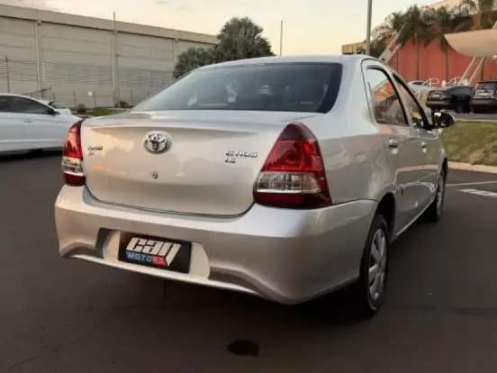 TOYOTA-ETIOS-1.5 X SEDAN 16V FLEX 4P AUTOMÁTICO TOYOTA-ETIOS-2019