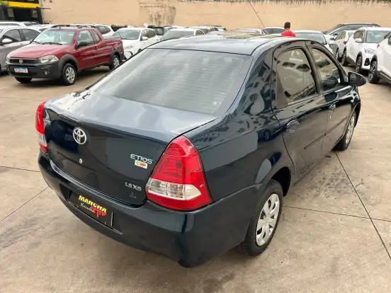 TOYOTA-ETIOS-1.5 X SEDAN 16V FLEX 4P MANUAL TOYOTA-ETIOS-2014