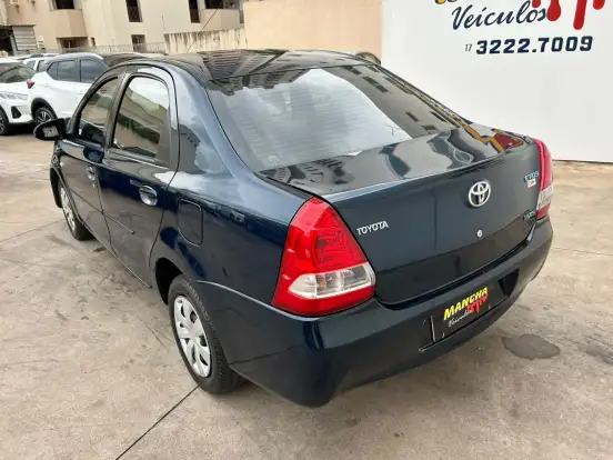TOYOTA-ETIOS-1.5 X SEDAN 16V FLEX 4P MANUAL TOYOTA-ETIOS-2014